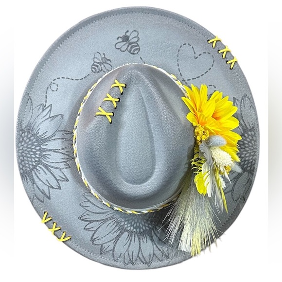 Chic Gray Hat with Yellow Sunflower Details main image 6